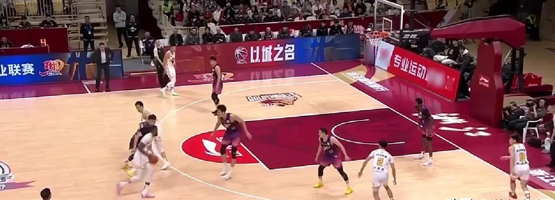 季后赛席位激烈角逐，四队争抢前四